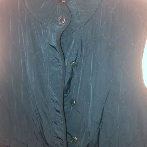 Talbots Forrest green quilted womens vest petite size L - Picture 2 of 9